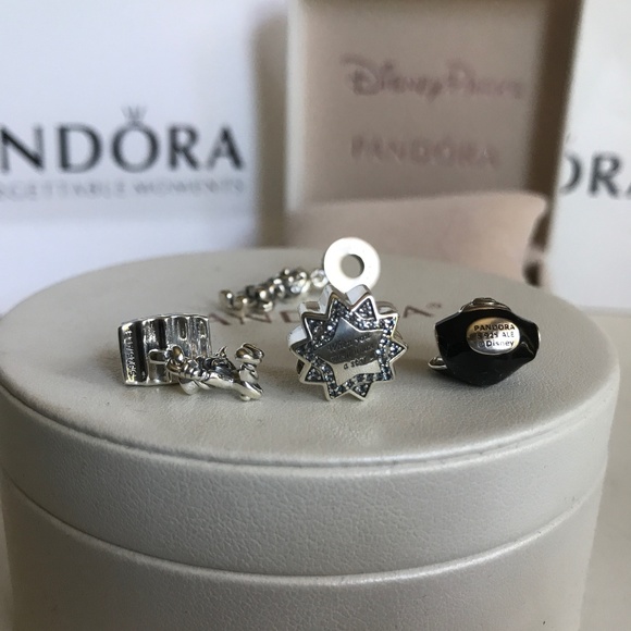 Pandora Disney Pinocchio Bracelet Set New! - Picture 6 of 8